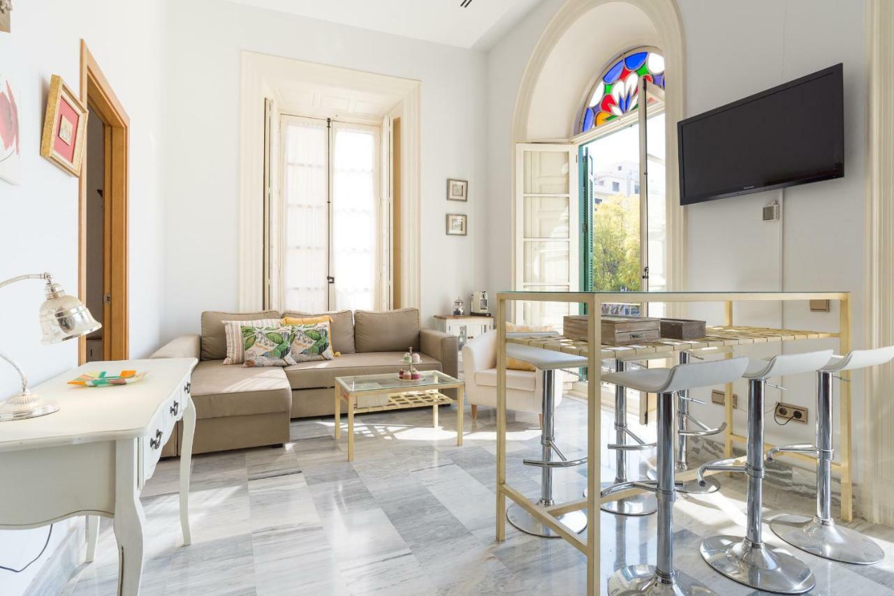 Lu&Cia Picasso Apartment Malaga Exterior photo