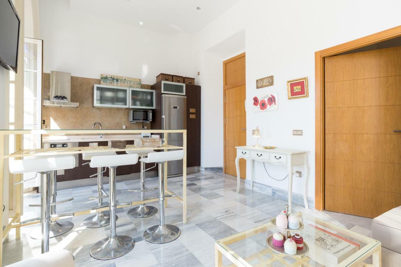 Lu&Cia Picasso Apartment Malaga Exterior photo